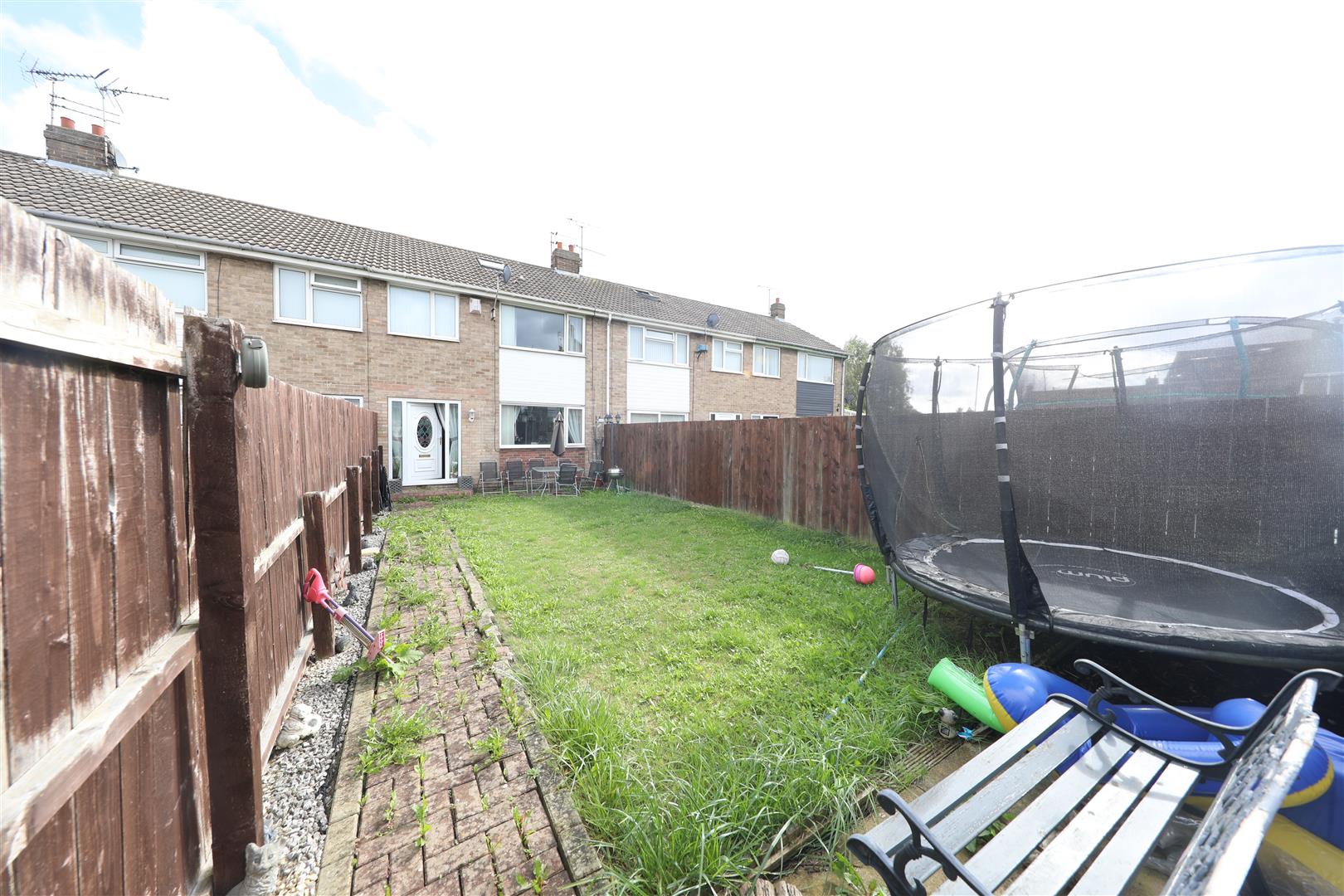 Property & Houses for Sale & Let in Hull Symonds & Greenham